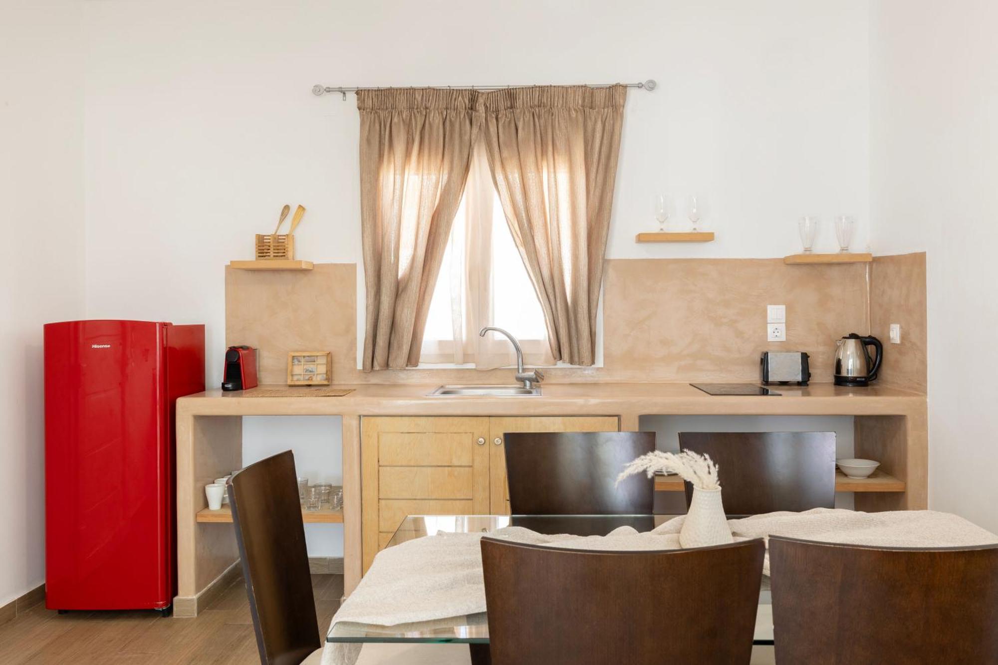 Cinnamon Villa With Private Hot Tub Pyrgos Kallistis Exterior foto