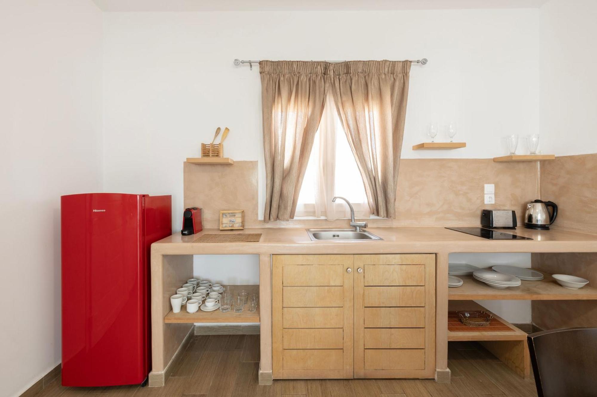 Cinnamon Villa With Private Hot Tub Pyrgos Kallistis Exterior foto